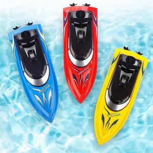 2.4G Remote Control speedboat Rechargeable Waterproof Cover Design Radio-controlled Boats