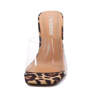 Maiernisi Big Shoes 45 46 Leopardtryck Sandaler Öppna Toe High Heels Kvinnor Transparent Perspex Slippers Skor Heel Clear Sandals K78