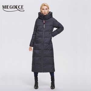 Miegofce冬の女性のoutwear parka super長い暖かくて防風ジッパーコットンコートジャケットManteau Femme D21679 211018