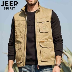 High Quality classic Reporter travel Vest 100% Cotton men Cargo sleeveless Jacket Multi Pockets Tactical clothing for male M-4XL 210923