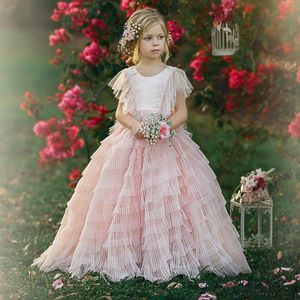 Lovely Pink Lace Princess Flower Girl Dresses for Wedding Appliqued Pagant Gowns Tiered Golv Längd Tulle First Communion Dress