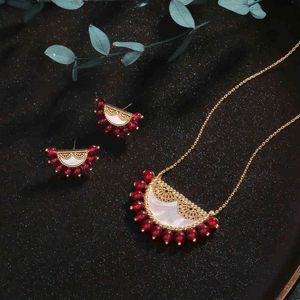 2021 Women Fashion 2 Pcs Necklace & Earring Fan Shape Design Arabic Mask Style Gold Wedding Bride Luxury Jewelry Set