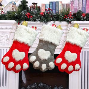 Juldekoration Dog Paw Sock Presentväska Röd grå Julstrumpa Non Woven Candy Bag Christmas Tree Ornament Xmas Gift