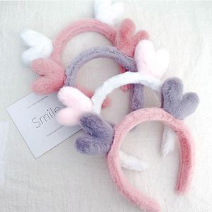 Cute Plush Heart Hairbands Love Antlers Hairbands Sweet Head Band Headwear Fur Hairbands Makeup Bezel Wide Headdress Hair Band