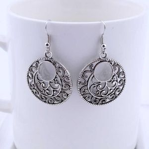 Damen Hohl geschnitzter Kreis Tibetsilber Baumeln Kronleuchter Ohrringe Mode Geschenk Folk-Custom Frauen DIY Ohrring