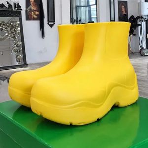 suola spessa Stivali da pioggia Donna punta tonda in gomma impermeabile alla caviglia botas Donna autunno dolcezza colori stivaletto Scarpe da passerella