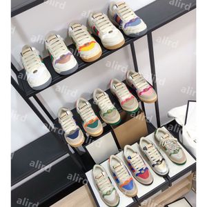 Dames Luxurys Designers Schoenen Flat Casual Screener Sneakers Ademend Mesh Lederen Sneaker Letters Lace-up Mode Platform Mannen Run Canvas Trainers