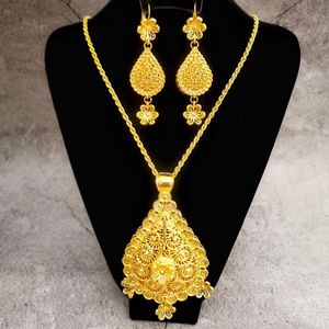 Ost-stil großhandel-Ohrringe Halskette Türkische Art Blume Form Hohl Brautschmuck Zweiteiliges Set Araber Naher Osten Luxus Gold Anhänger Dubai
