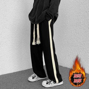 Zima Gruba Mężczyzna Fleece Spodnie Spodnie Moda Dorywczo Spodnie dresowe Mężczyźni Side Seam Stripe Elastyczne Talii Streetwear Proste Spodnie G0104