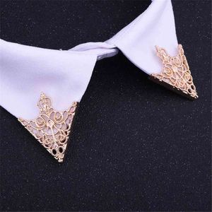 Vintage Fashion Triangle Shirt Collar Pin for Men and Women Hollowed Out Crown Brooch Corner Emblem Jewelry Accessories