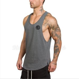 MuscleGuys Brand Mens Stringer Tank Toppar Fitness Singlets Canotte Bodybuilding Tröja Gymkläder för Man Tanktop Hombre 210421