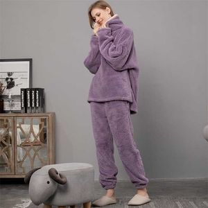Atuendo Winter Warm Velvet Purple Pajama Set för kvinnor 100% Flannel Atoff Hem Satin Sleepwear Fashion Plush Silk Soft Nightwear 211211
