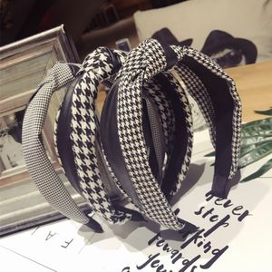 Moda Düğüm Kızlar Hairbands Deri Çapraz Bantlar Kadınlar Için Saç Vintage Toptan Saçlar Aksesuarları Salon Araçları