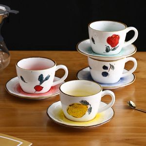 Чашки блюдцы покраска рукой керамическая кофейная чашка с блюдцей из микроволновой печи по посудомоечной машине безопасная винтажная чайная набор