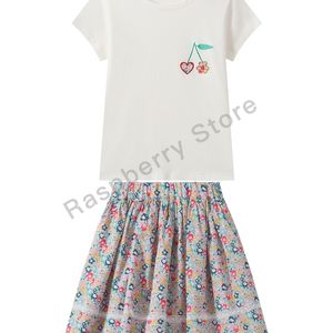 Kızlar T-shirt Etek Set Çiçek Baskı Kiraz Nakış BP Giysi Liberty Baskı Pamuk Kumaş Toddlers Giyim Seti Yaz 210331