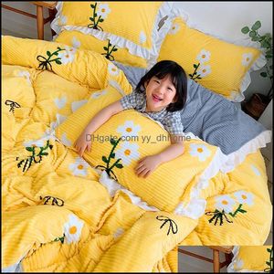Folhas de cama Suprimentos Home Têxteis Jardim Daisy Amor de Amarelo Soft Veet Construção Confortável Er Quatro Peça Set Têxtil Três Folha D