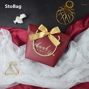 StoBag 10pcs/Lot Wishes Handle Paper Box Romantic Marriage Favor Candy Chocolta Packaging Support Pink/Red/Blue/Rose Red Gift Wrap