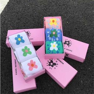3pair Women's Socks Japanese Cotton Colorful Flower Cartoon Cute Happy Socks for Girl Christmas Gift Box packaging 211204
