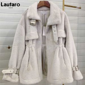 Lautaro 겨울 부드러운 따뜻한 두꺼운 가짜 모피 코트 여성 드롭 어깨 긴 소매 지퍼 Drawstring 솜털 재킷 한국어 패션 211007