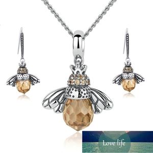 Moda Cute Bee Silver Crystal Hook Kolczyki Wisiorek Naszyjnik Birthstone Zestaw Biżuterii Prezenty Dla Kobiet Cena Fabryczna Ekspert Projekt Quality Najnowsze Styl Original