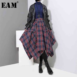 [EAM] Frühling Hohe Taille Rot Plaid Split Joint Lose Big Saum Halbkörper Rock Frauen Mode All-spiel JD402 210721