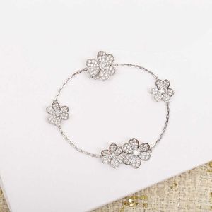 2022 Hot Pure 925 Sterling Silver Jewelry Women Flower Cherry Bracelet Party Wedding Diamond Luxury Brand Top Quality Lock Cute