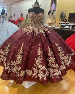 キラキラブルゴーニュロングスパンシンレースボールガウンレディQuinceaneraドレスレースアップコルセットプラスサイズvestidos deQuinceañera15Años