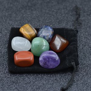 7 Stück/Set Energie 7 Chakra Arts Naturstein Tigerauge Amethyst Achat Trommelquarz Yoga-Energieperle für Heilung, Dekoration, Heimdekoration, Samtbeutel-Verpackung