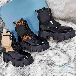 Stivali da combattimento in pelle nera opaca moda donna paltform punta tonda caviglia martins bottes borsa rimovibile scarpe invernali 3021