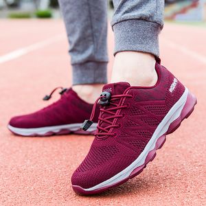 2021 Designer-Laufschuhe für Frauen Rose Red Mode Damen Trainer Hochwertige Outdoor-Sport-Turnschuhe Größe 36-41 Wi