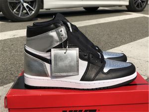 Shoes Authentic 1 OG WMNS Silver Toe Men Women Black Metallic White 1S Trainers Sneakers Original 36-47