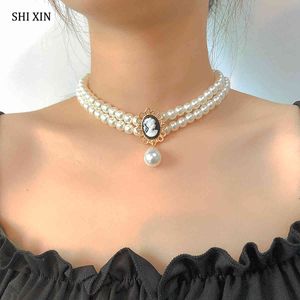 Shixin Layered Short For Women White Pärlor Halsband Bröllopsmycken på Neck Lady Pearl Choker Collar Presenter