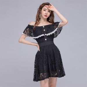 Av axelklänning för kvinnor sommar korea svart ruffle ärmlös spets sundress sexiga damer office party mini dresses 210602