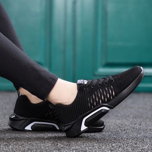 2021 di alta qualità arrivo per uomo donna scarpe sportive da corsa moda nero bianco corridori traspiranti sneakers da esterno TAGLIA 39-44 WY10-1703