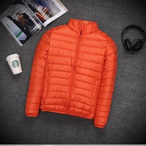 Jacket homens para baixo dos esportes de inverno à prova de vento e Moda Jovem Sólidos Parkas cores de homens Casacos quente com qualidade superior