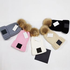 Designer Fur Pom Poms Cappello per bambini Cappelli invernali per donna Berretti Berretti lavorati a maglia Berretto da sci per bambini 1-12 anni