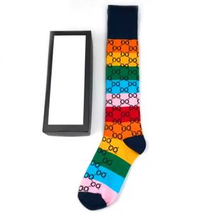 Mode lyxig lyxdesigner Multicolor Sock för män Kvinnor Strumpor Herr Högkvalitativ Senior Streets bekväma strumpor