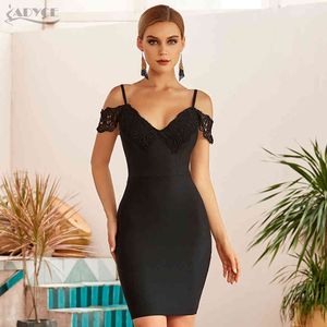 Sommar Kvinnor Black Off Shoulder Bodycon Bandage Dress Sexig Lace Kortärmad Club Celebrity Evening Runway Party 210423