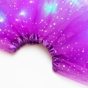 2021 Multicolor Cute Miúdos LED vestido com luzes estrela lantejoulas tutu saia inchado menina luminosa vestidos para desempenho e festa