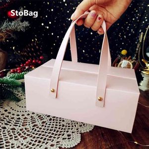 Stobag 5PCSのハンドル紙箱の誕生日パーティー結婚式のイベント祝う年ギフト包装箱装飾の有利物資210724