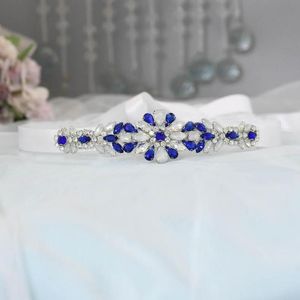 Bröllop sashes Trixy S424 Lyxiga Royal Blue Rhinestone Belt Bridal Jeweled Sparkle Klädbälten