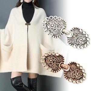 Spille, spille Placcatura retrò Moda Fibbia a becco d'anatra Abbigliamento Decor Catena Cardigan Clip Maglione Camicetta Decorazione Spilla