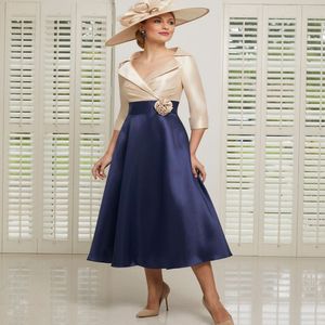 Sexy kurzes Kleid für die Brautmutter 2021 mit Ärmeln, Marineblau und Gold, Satin, A-Linie, Tee-Länge, Hochzeitsgast-Kleider, Blumen, Vestidos de Noche