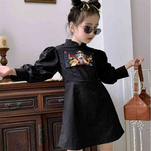 Primavera Estate Ragazze Abito Stile Cinese Puff Manica Lunga Ricamo Drago Sottile Principessa Bambino Abbigliamento per bambini 210625