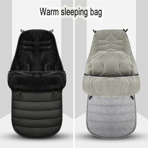 Kinderwagen Schlafsack Warm Fußbezug Universal Verdickung Kissen Windschutzscheibe Winter Out Winddicht 220216