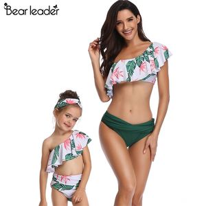 Mãe e Filha Swimsuit Mamãe Me Swimwear Família Combinando roupas Roupas Olha Mãe Bebê Vestidos Roupas 210429