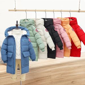 Down Coat Baby Boys Jackets vinter rockar barn tjocka långa barn varma ytterkläder huva för flickor snöar överrockkläder fast färg
