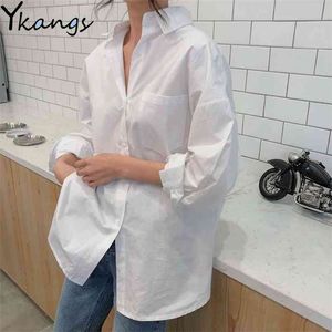 Белые свободные негабаритные блузки Винтаж весенний лето с длинным рукавом женские рубашки женские женские топы BF Корейский стиль Blusas Pockets 210421