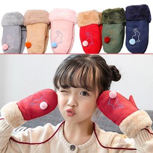 Rękawice bez palców Koreańska wersja baby rękawiczki haft Piękne zamszowe dziecko Utrzymuj ciepłą sosnalistę Cartoon 1 Pair
