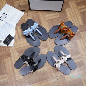 2022 A18 Designer women sandals ladies luxury genuine leather slippers flat shoe Oran sandal party wedding shoes with box size 35-42
